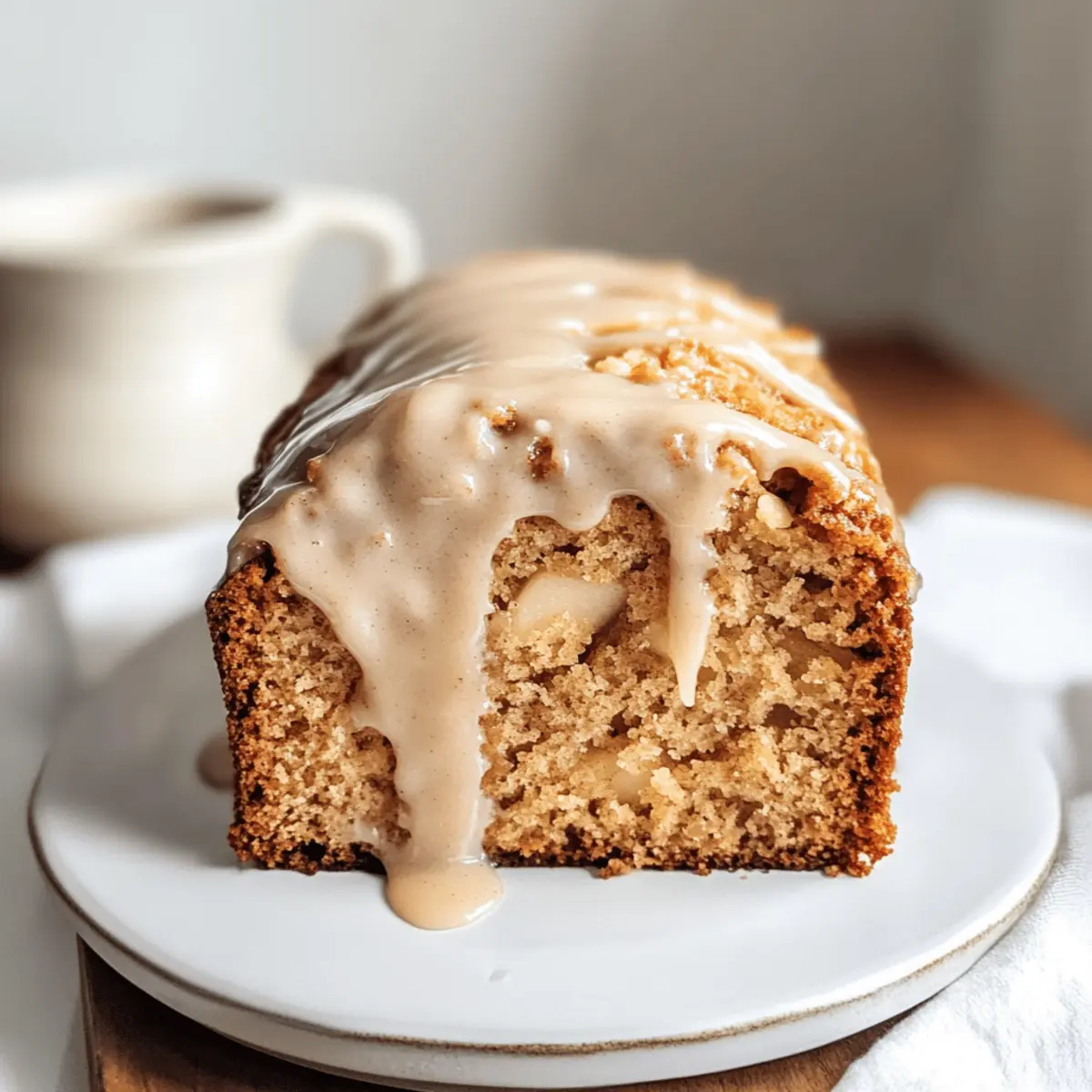 Gâteau aux épices de pomme irrésistible et moelleux